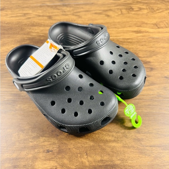 CROCS Kids Black Sandals - Picture 1 of 4